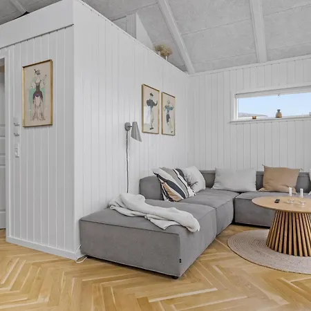 2 Bedroom Lovely In Vakantiehuis Otterup